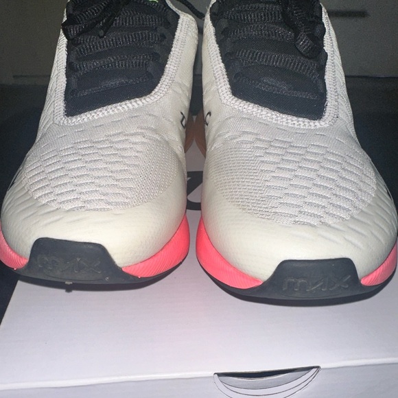 Sold! - Picture 5 of 14